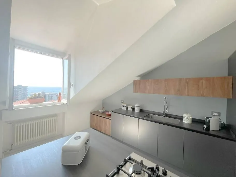 Apartment Elegante Appartamento 100 Mq Parcheggio - Wi Fi Savona Italy